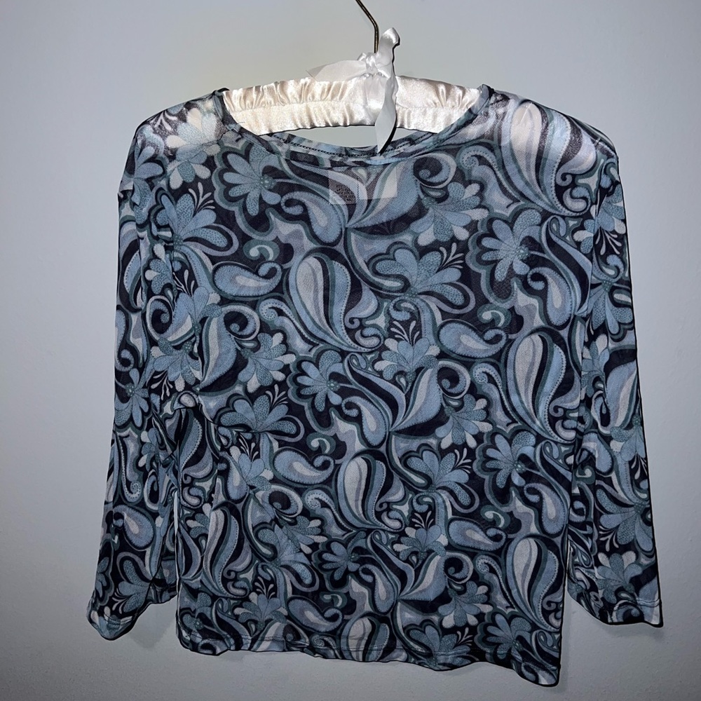 floral blouse